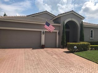 481 Pine Tree Ct, Atlantis, FL 33462