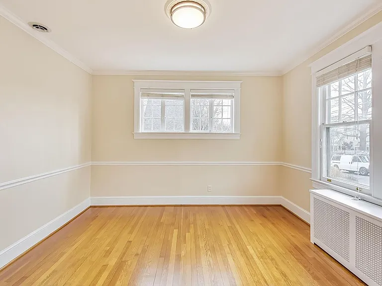 4509 Highland Ave — Photo 11