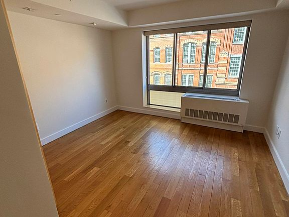 5th image of 1677 Lexington Ave APT 5F