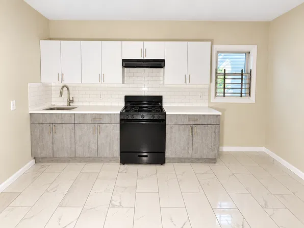 516 Grove St #1, Irvington, NJ 07111