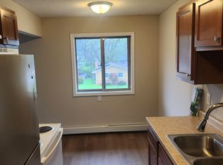 6571 Channel Rd NE APT 10, Minneapolis, MN 55432