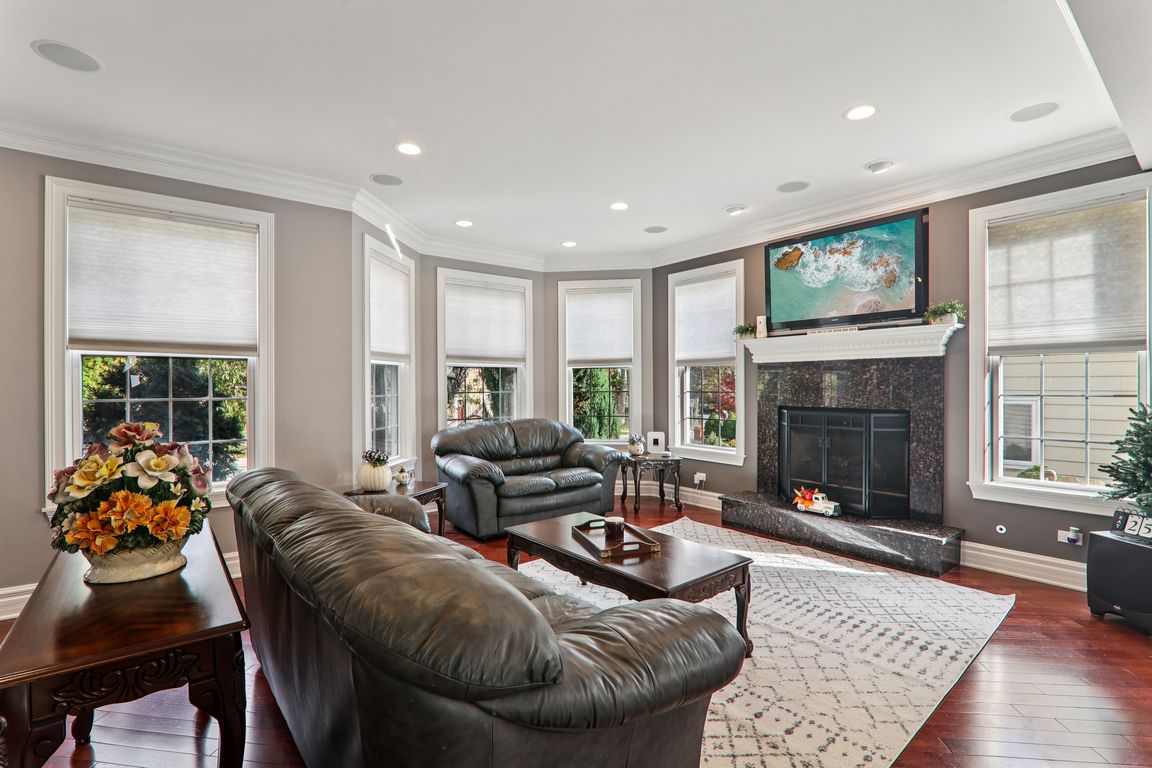 next background image