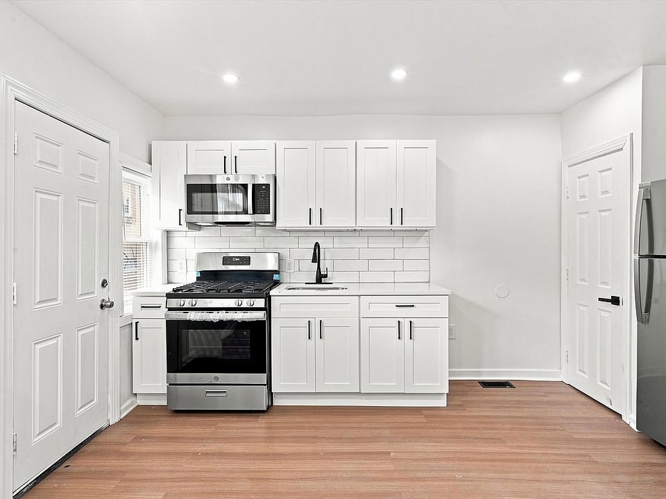 1st image of 6711 Linmore Ave #A