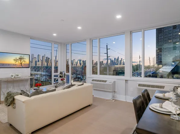 7101 River Road image 10 of 36