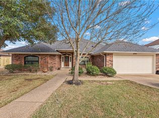 4705 Tiffany Park Cir, Bryan, TX 77802