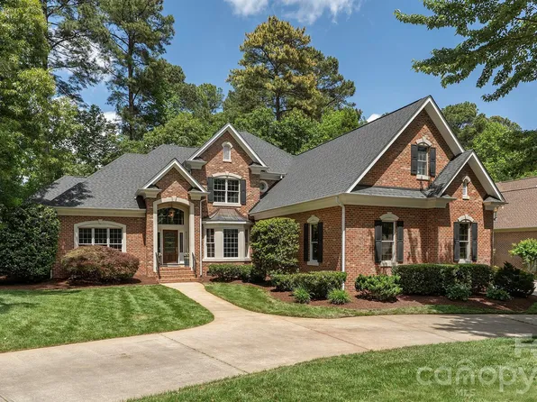 4575 Rustling Woods Dr, Denver, NC 28037