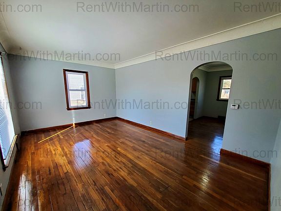 3rd image of 500 Boston Ave