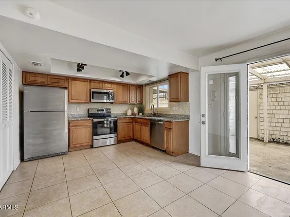 1541 W HAZELWOOD Street, Phoenix, AZ 85015