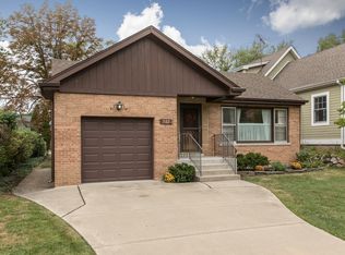 702 S Clifton Ave, Park Ridge, IL 60068