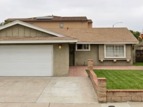 1023 S Maxine St, Santa Ana, CA 92704