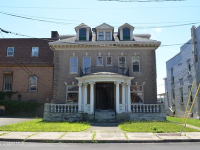 17 Mohawk Place, Amsterdam, NY, 12010