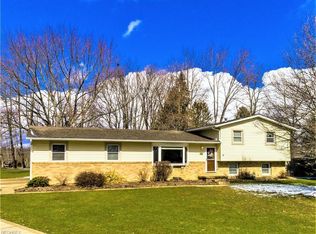 13539 Acorn Cir NW, Mogadore, OH 44260