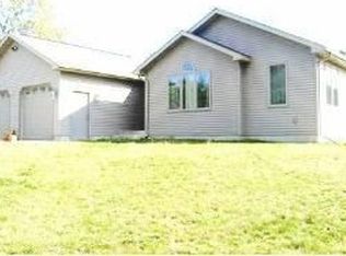 3733 S Fenmore Rd, Merrill, MI 48637