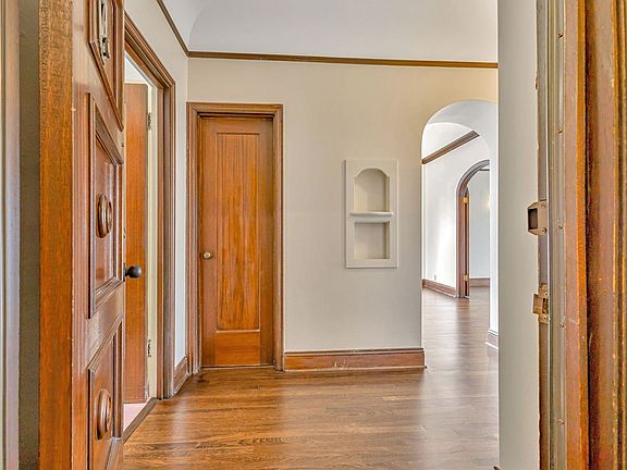 4th image of 3030 Cabrillo St #301