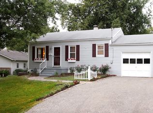 103 Royal Dr, Collinsville, IL