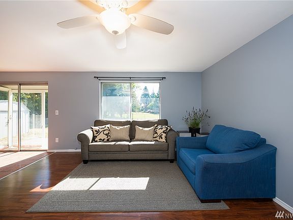 3rd image of 10663 Vista View Dr
