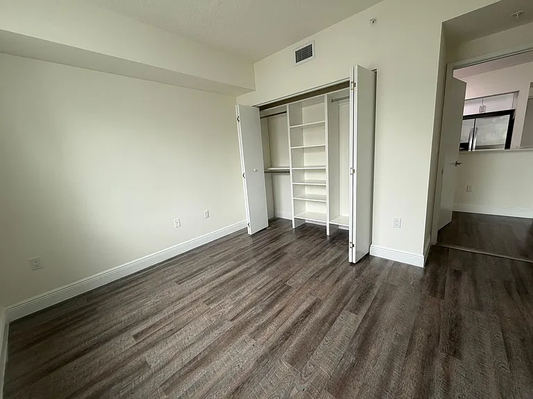 110 SW 13th St #2207 — Photo 11