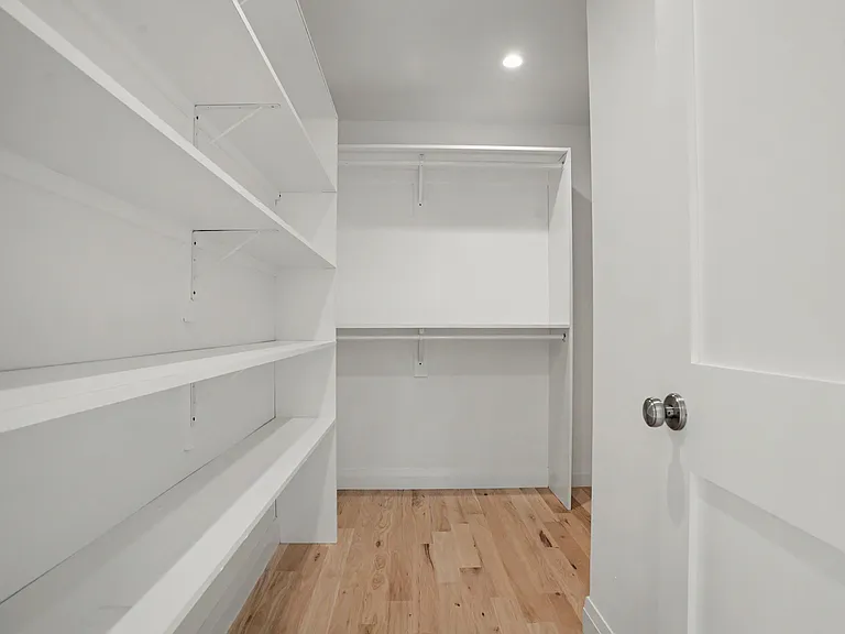 Primary Suite Walk-in Closet
