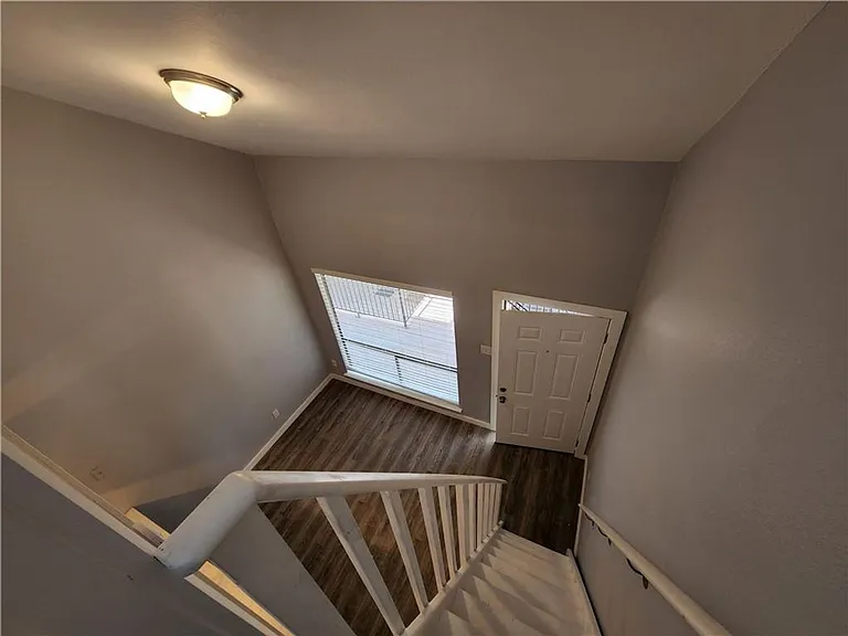 2815 Rio Grande St #215 — Photo 12