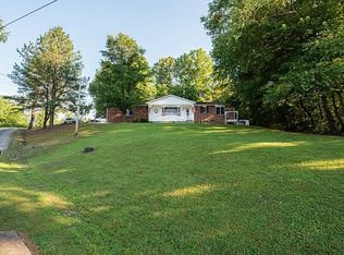207 Hillview Dr, Raceland, KY 41169