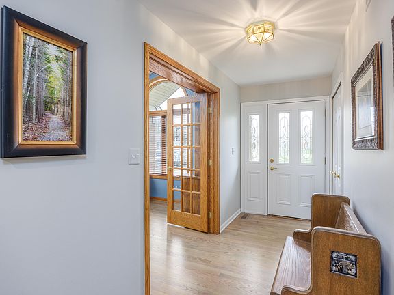 4th image of 3757 Lake Lapeer Dr