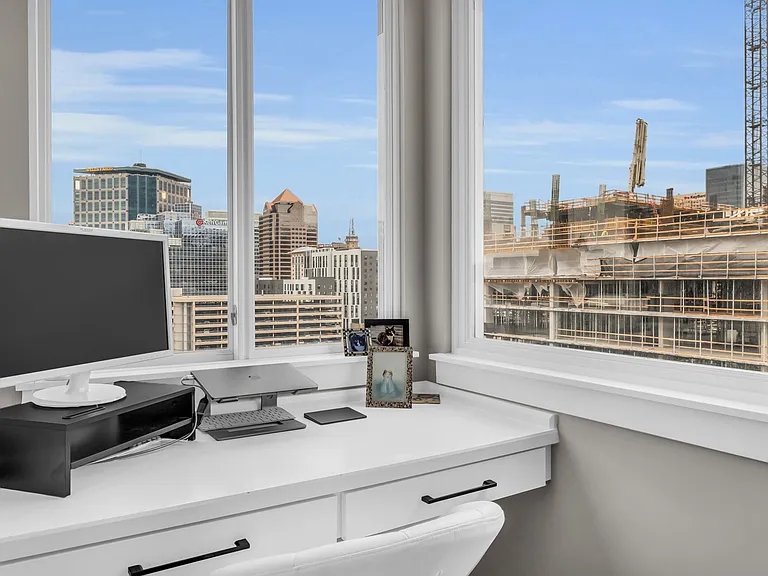 230 E Broadway S #1209 — Photo 19