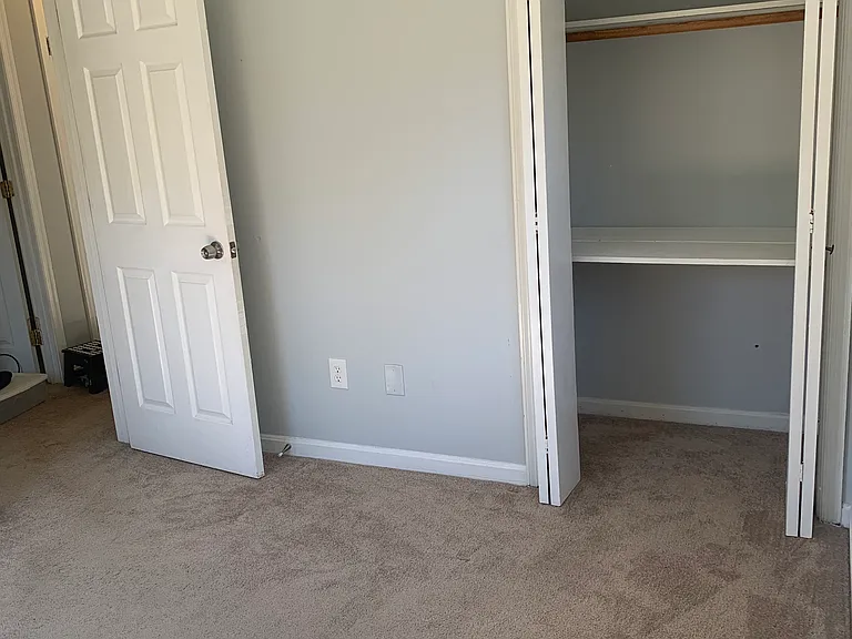 347 Green Meadows Dr — Photo 20