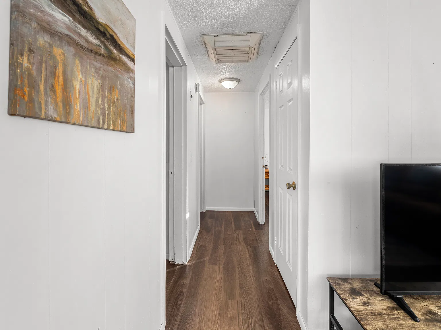 2 bed, 950 sqft, $2,500 — Photo 3