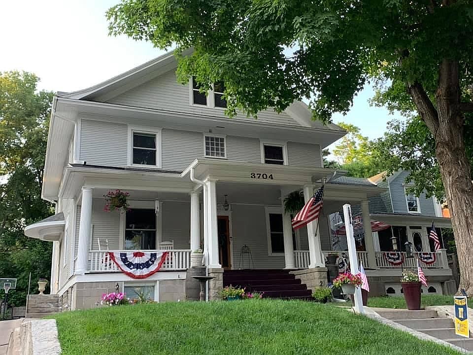 1st image of 3704 Hawthorne Ave
