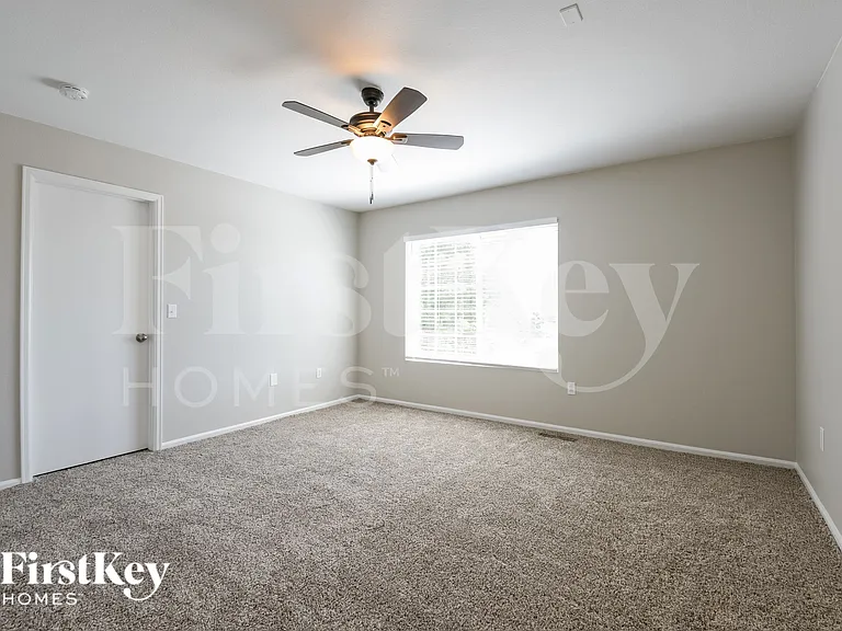 5592 Jebel Ct — Photo 12