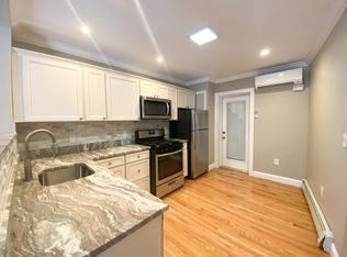 466 Commercial St, Boston, MA 02109