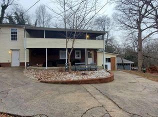 6029 Ridge Dr SE, Mableton, GA 30126