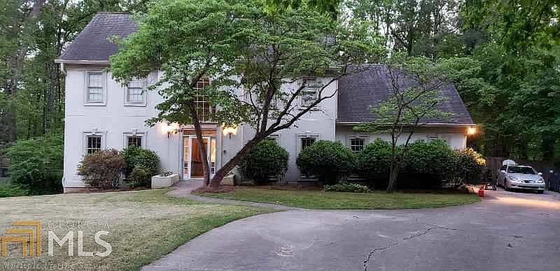 1st image of 760 Anthony Ct
