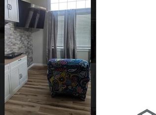 1411 8th St #1, Victoria, VA 23974