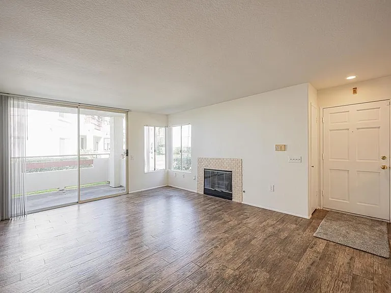 420 Stoney Point Way #113 — Photo 19