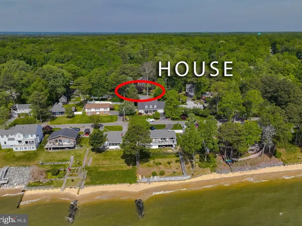 12814 Lake View Dr, Lusby, MD 20657