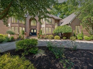 4202 Walnut Creek Ln, Sandusky, OH 44870