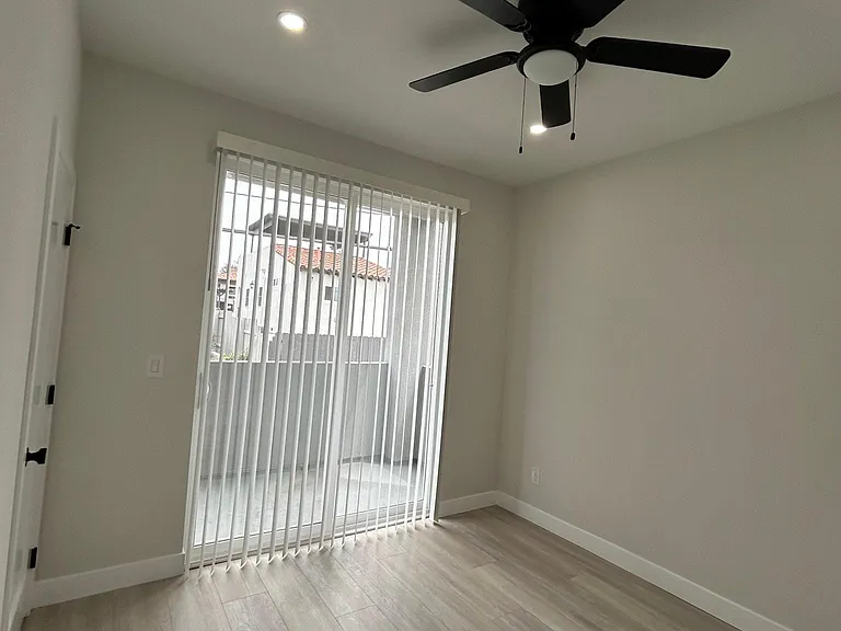 3328 B St #3330 — Photo 20
