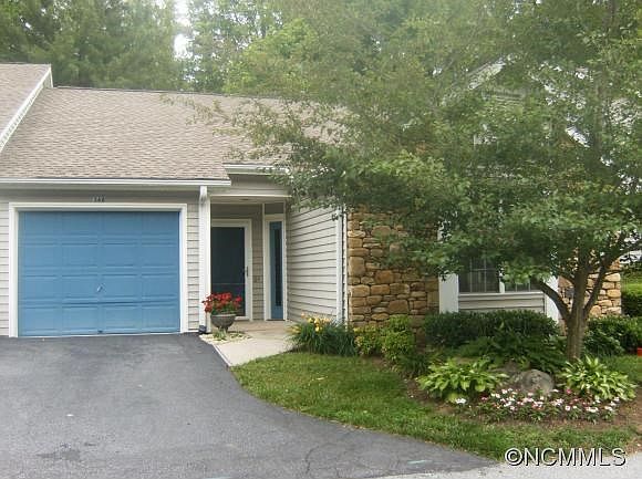 1st image of 368 Laurel Park Pl