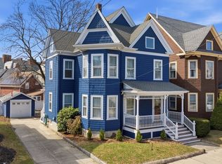 11 Hampshire St, Everett, MA 02149