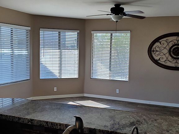 5th image of 3033 Caliente Dr