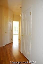 4th image of 656 Tudor Dr