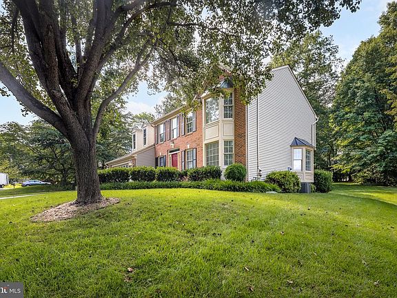 3rd image of 10603 Winslow Dr
