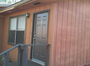 29 6th St #D, Shalimar, FL 32579
