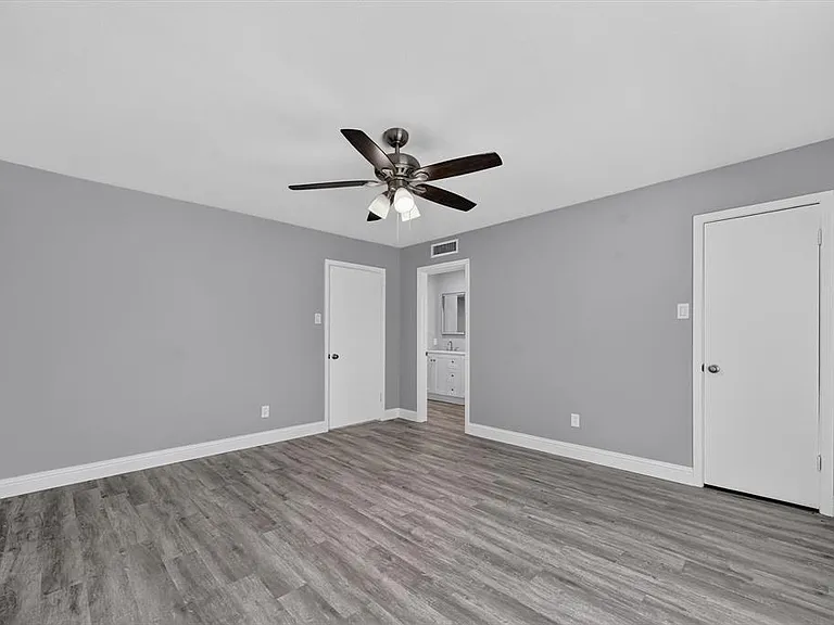 5033 Cedar Springs Rd — Photo 20