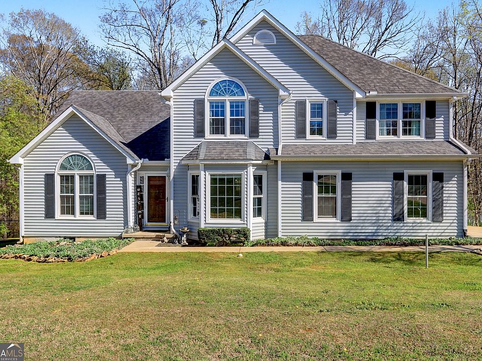 1st image of 285 Creekside Way