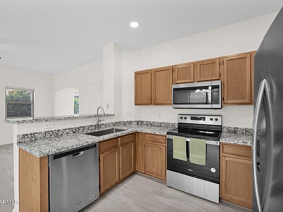 3rd image of 13866 N 91ST Drive