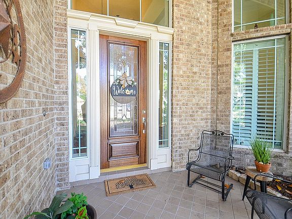 5th image of 22807 Two Rivers Ln