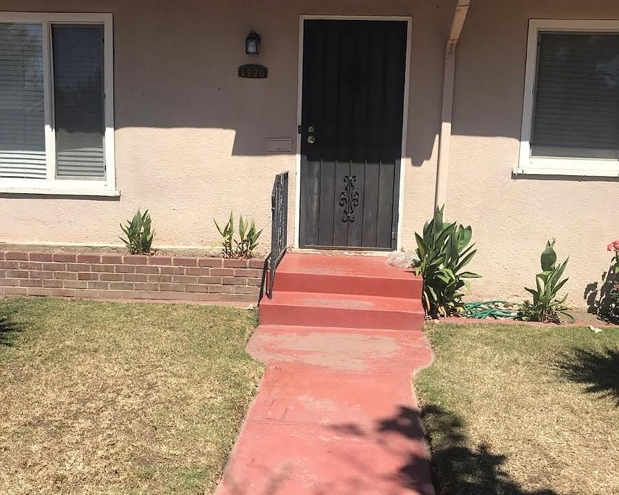 1st image of 1226 N Calaveras St