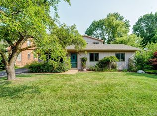 419 Cherry Dr, Troy, MI 48083